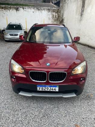 BMW X1 2.0 16V GASOLINA SDRIVE18I 4P AUTOMÁTICO BMW X1 2.0 16V GASOLINA SDRIVE18I 4P AUTOMÁTICO